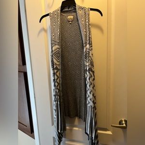 Sleeveless cover up